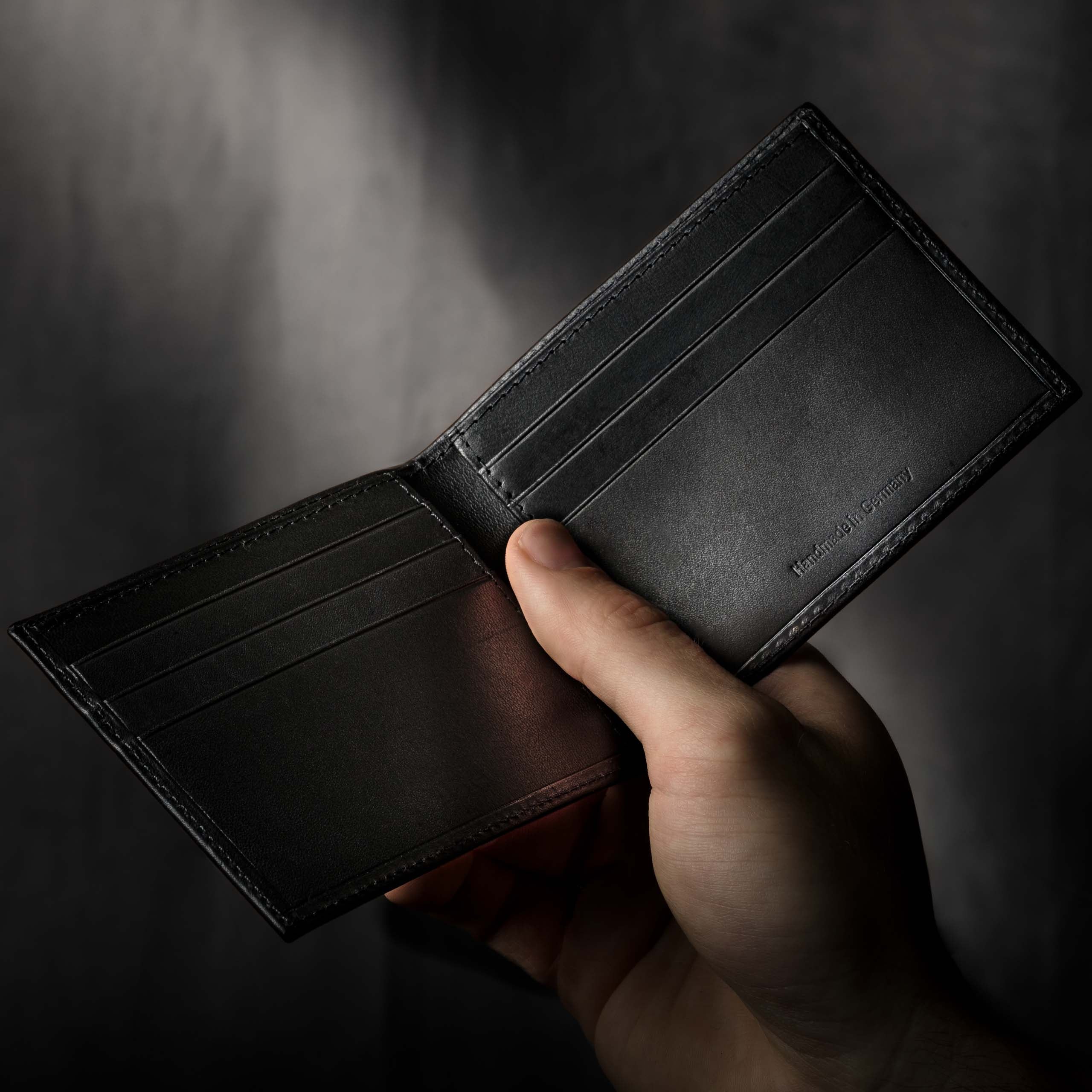 Geldbörse aus schwarzem Rindsleder, ohne Münzfach